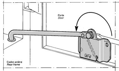 Longitudinal door retainer,  the image represents the righthand side (4)